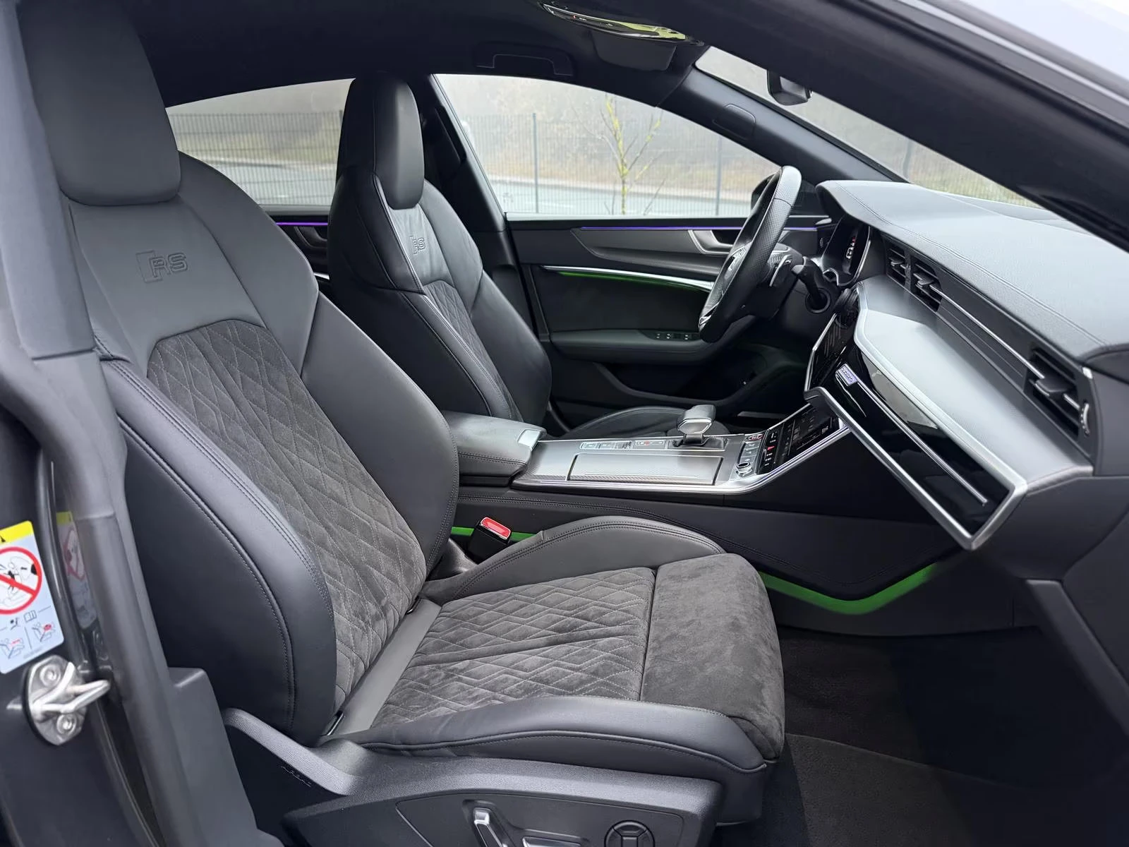 Audi Rs7 QUATTRO/600HP/HUD/360/SOFTCLOSE/ACC/496z, снимка 13 - Автомобили и джипове - 55087540