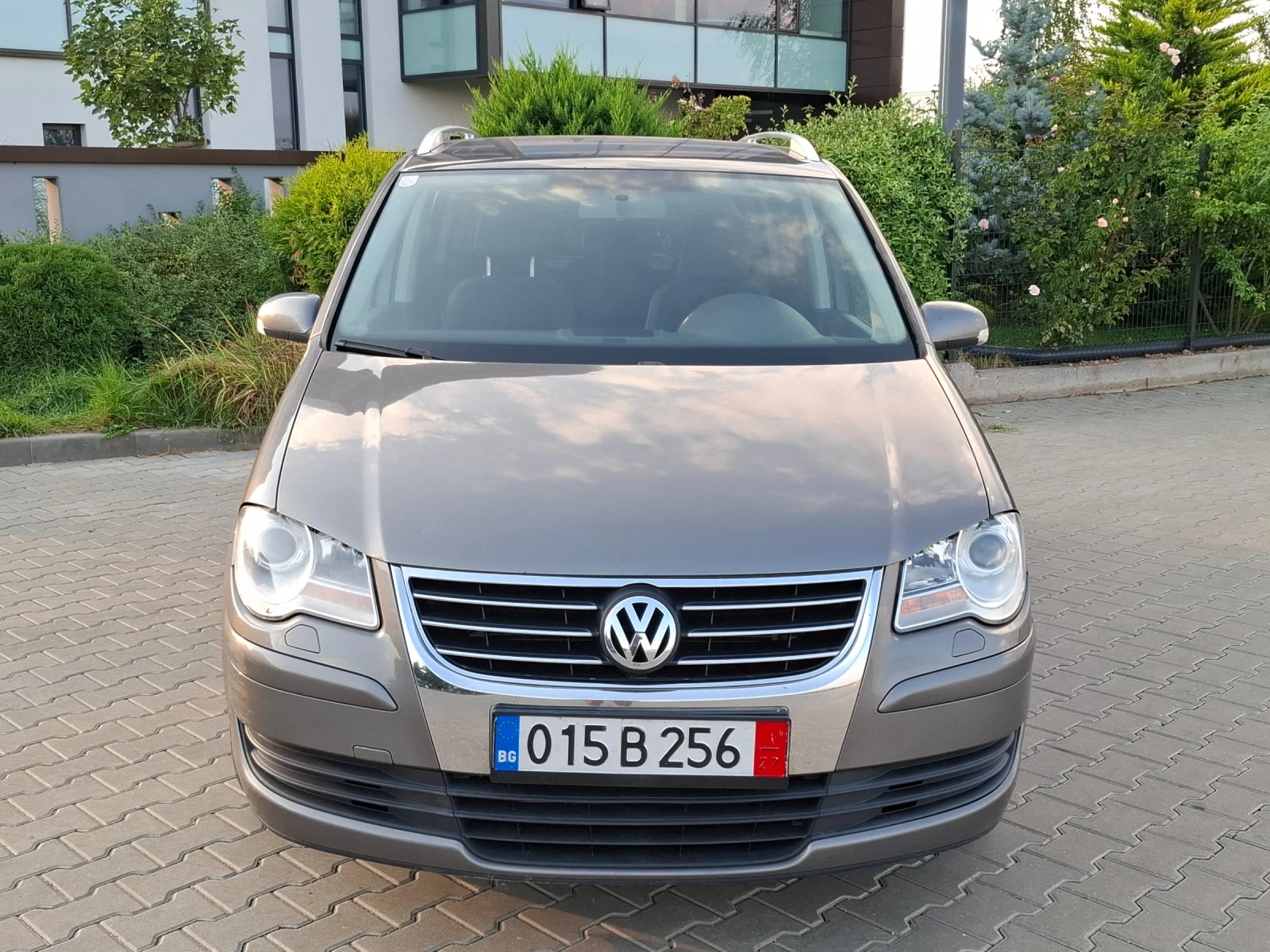 VW Touran 1.9TDI* (105кс)* FACELIFT* НОВ ВНОС* , снимка 5 - Автомобили и джипове - 55826595