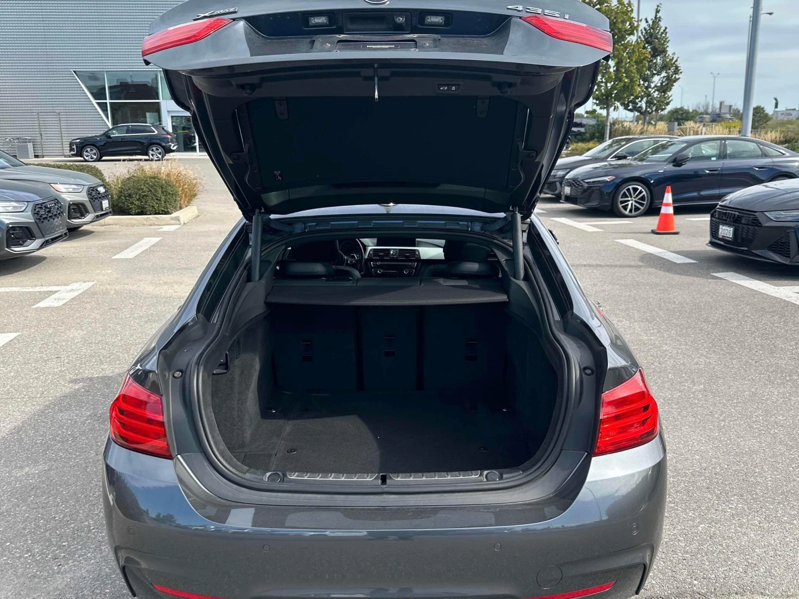 BMW 435 M-pack* Back cam* H&K* HUD* Шибидах* Подгрев* , снимка 11 - Автомобили и джипове - 56249368