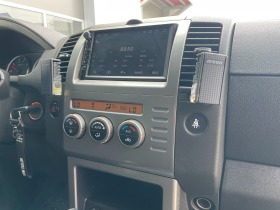 Nissan Pathfinder, снимка 11 - Автомобили и джипове - 42259573