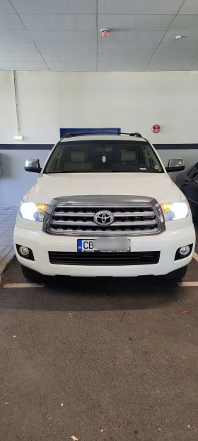 Toyota Sequoia 5.7 Platinum, снимка 1