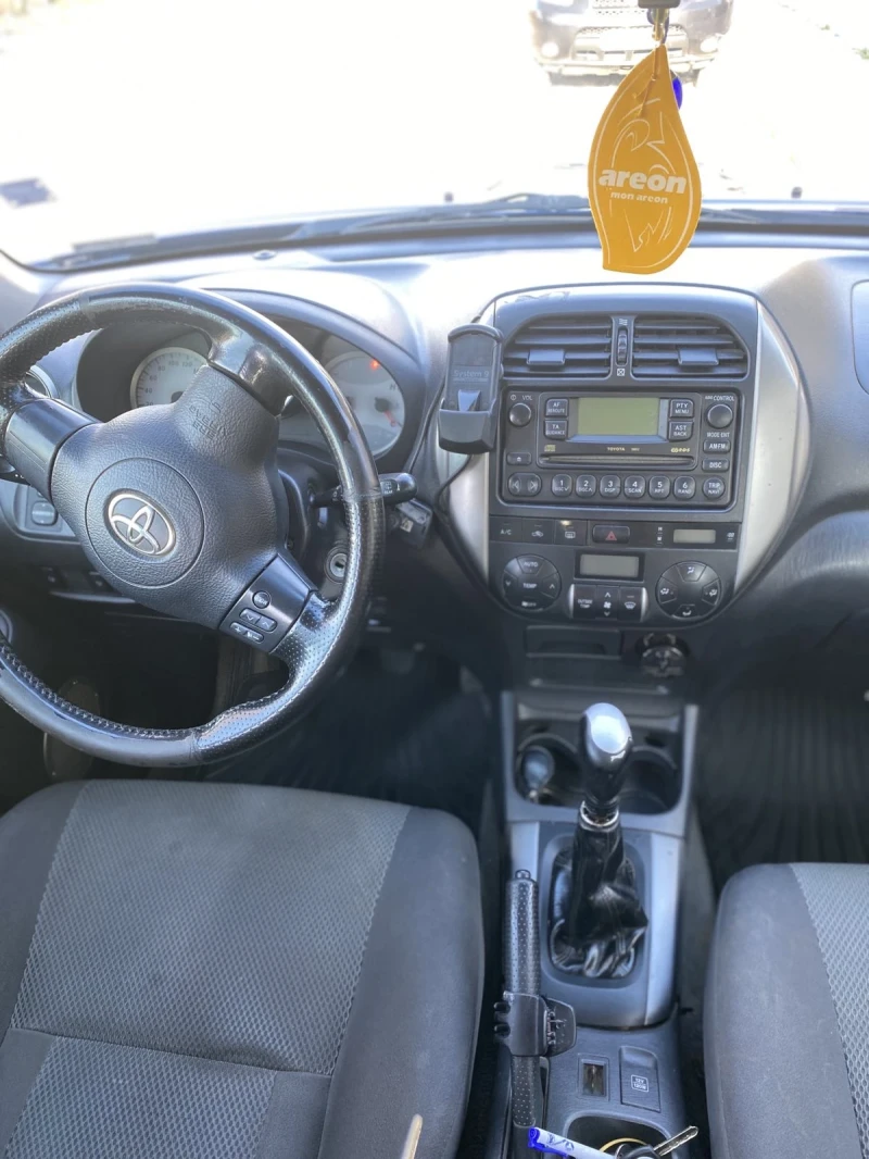 Toyota Rav4, снимка 4 - Автомобили и джипове - 48733435