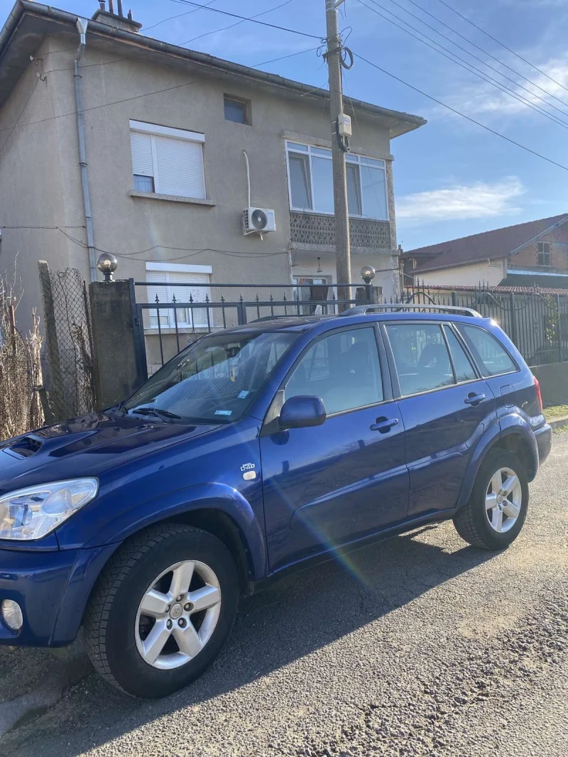 Toyota Rav4, снимка 2 - Автомобили и джипове - 48733435