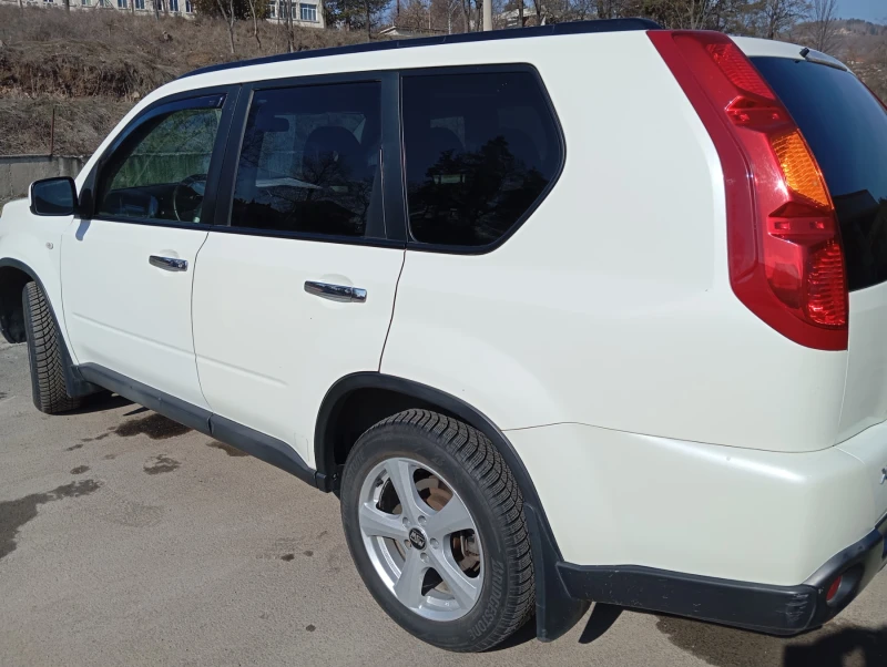 Nissan X-trail 2.2D, снимка 17 - Автомобили и джипове - 49349022