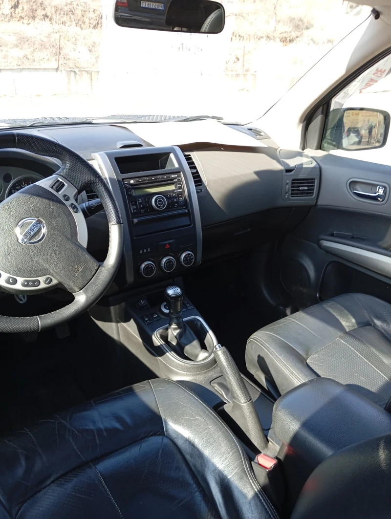 Nissan X-trail 2.2D, снимка 2 - Автомобили и джипове - 49349022