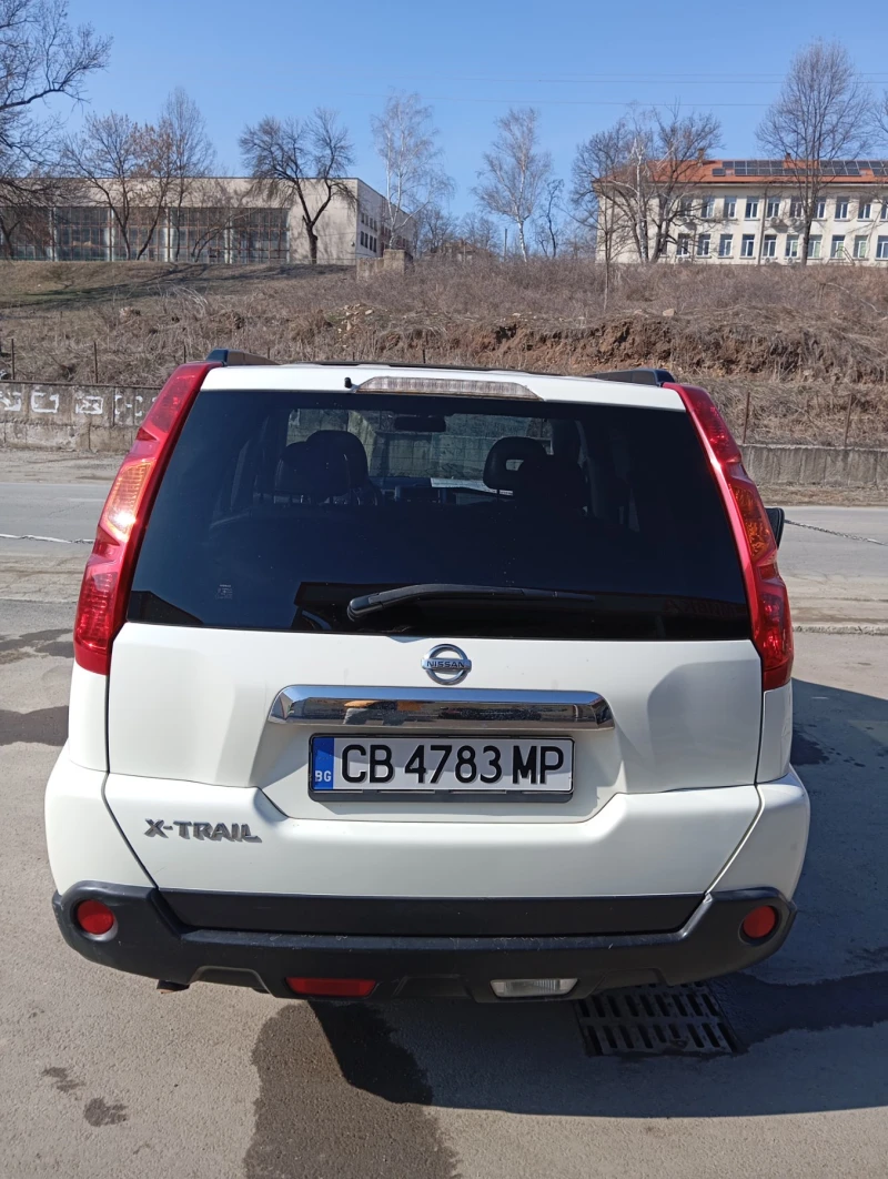 Nissan X-trail 2.2D, снимка 10 - Автомобили и джипове - 49349022