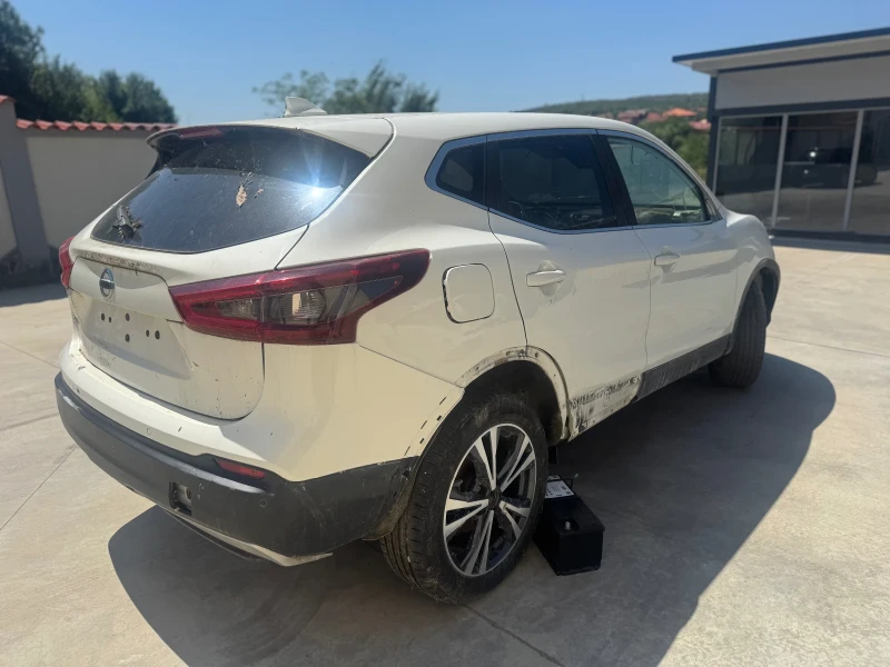 Nissan Qashqai 1.3tce140hp HR13, снимка 5 - Автомобили и джипове - 51933024
