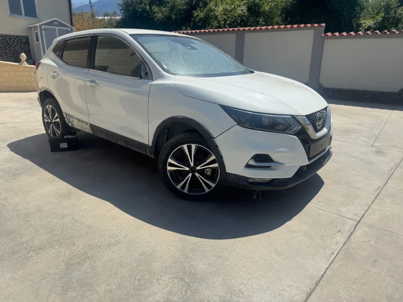 Nissan Qashqai 1.3tce140hp HR13, снимка 6 - Автомобили и джипове - 51933024