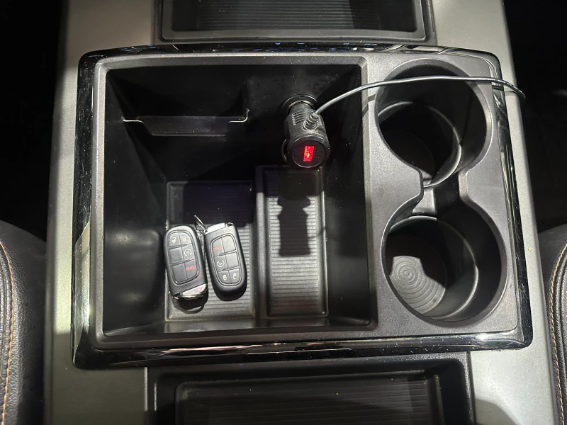 Dodge RAM 1500 5, 7, снимка 15 - Автомобили и джипове - 52401466