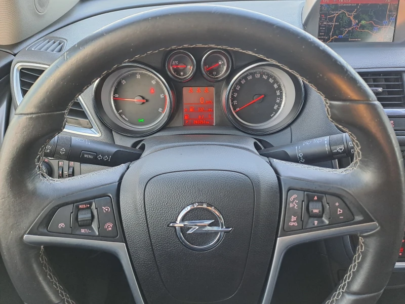 Opel Mokka 1.7 cdti Automat cosmo, снимка 14 - Автомобили и джипове - 52423802