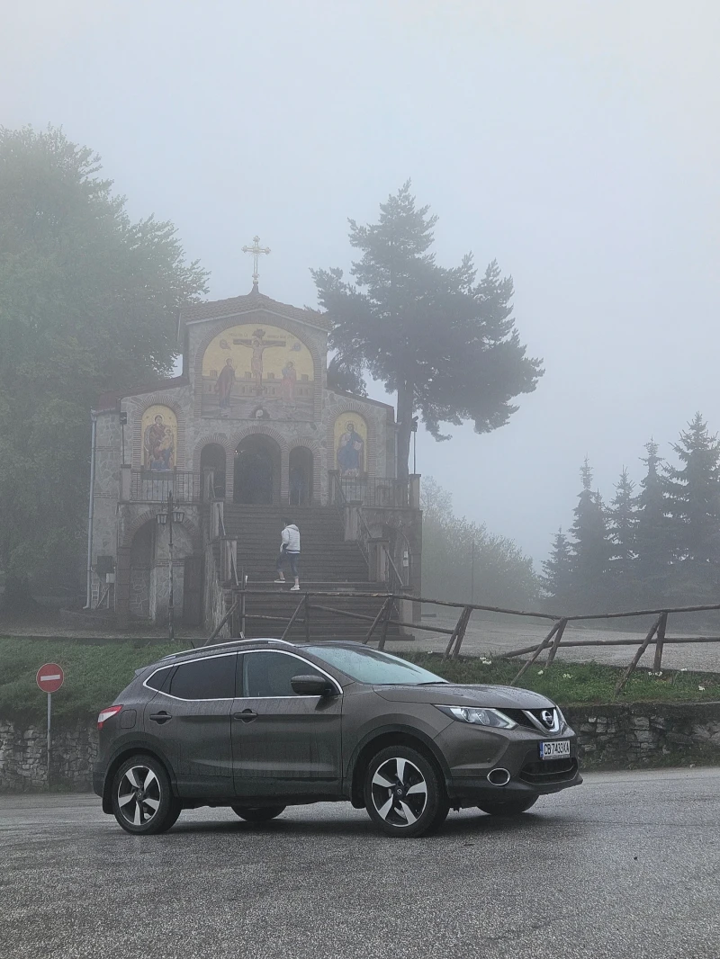 Nissan Qashqai, снимка 10 - Автомобили и джипове - 52864855