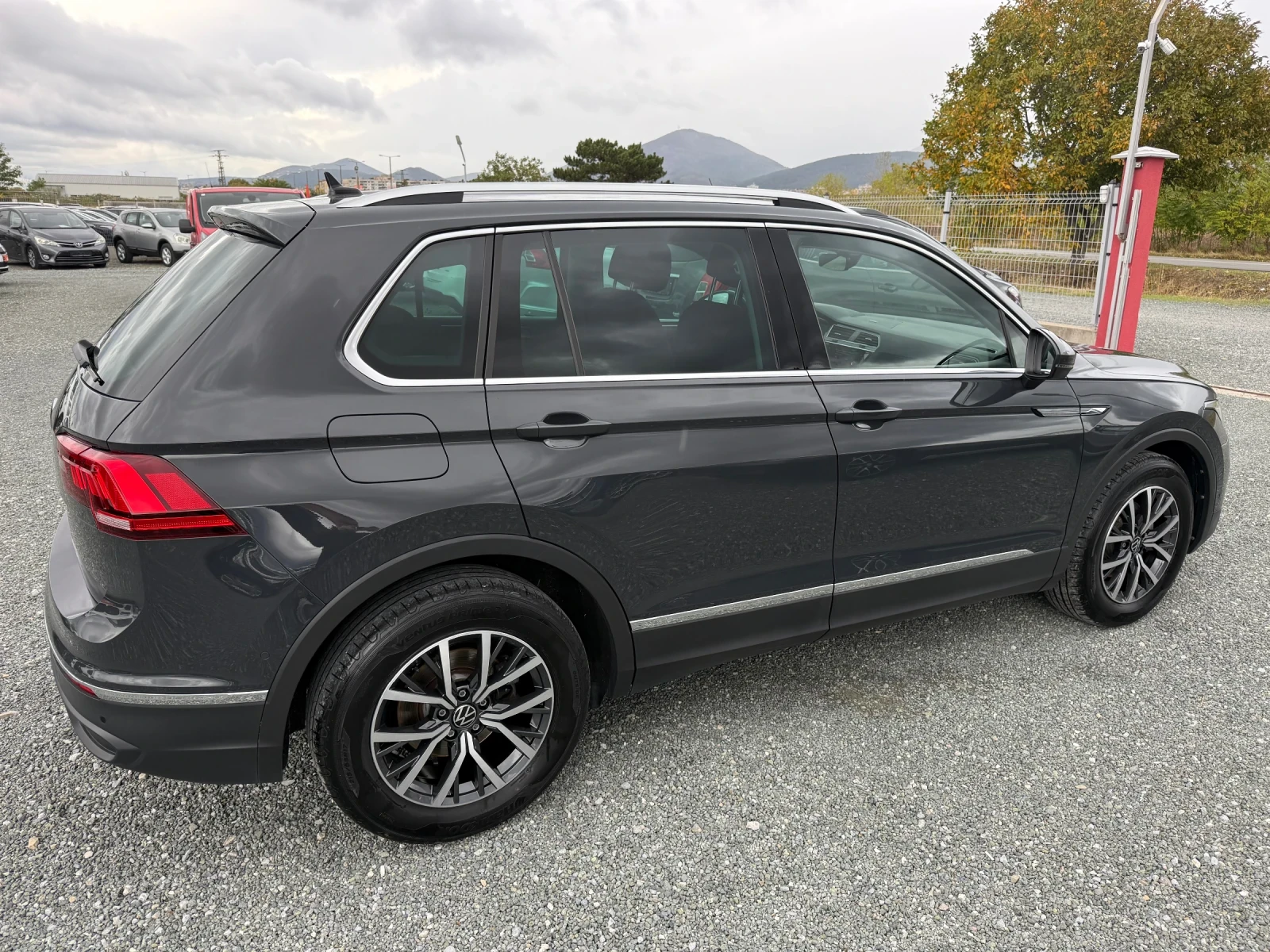 VW Tiguan (KATO НОВА) - изображение 5