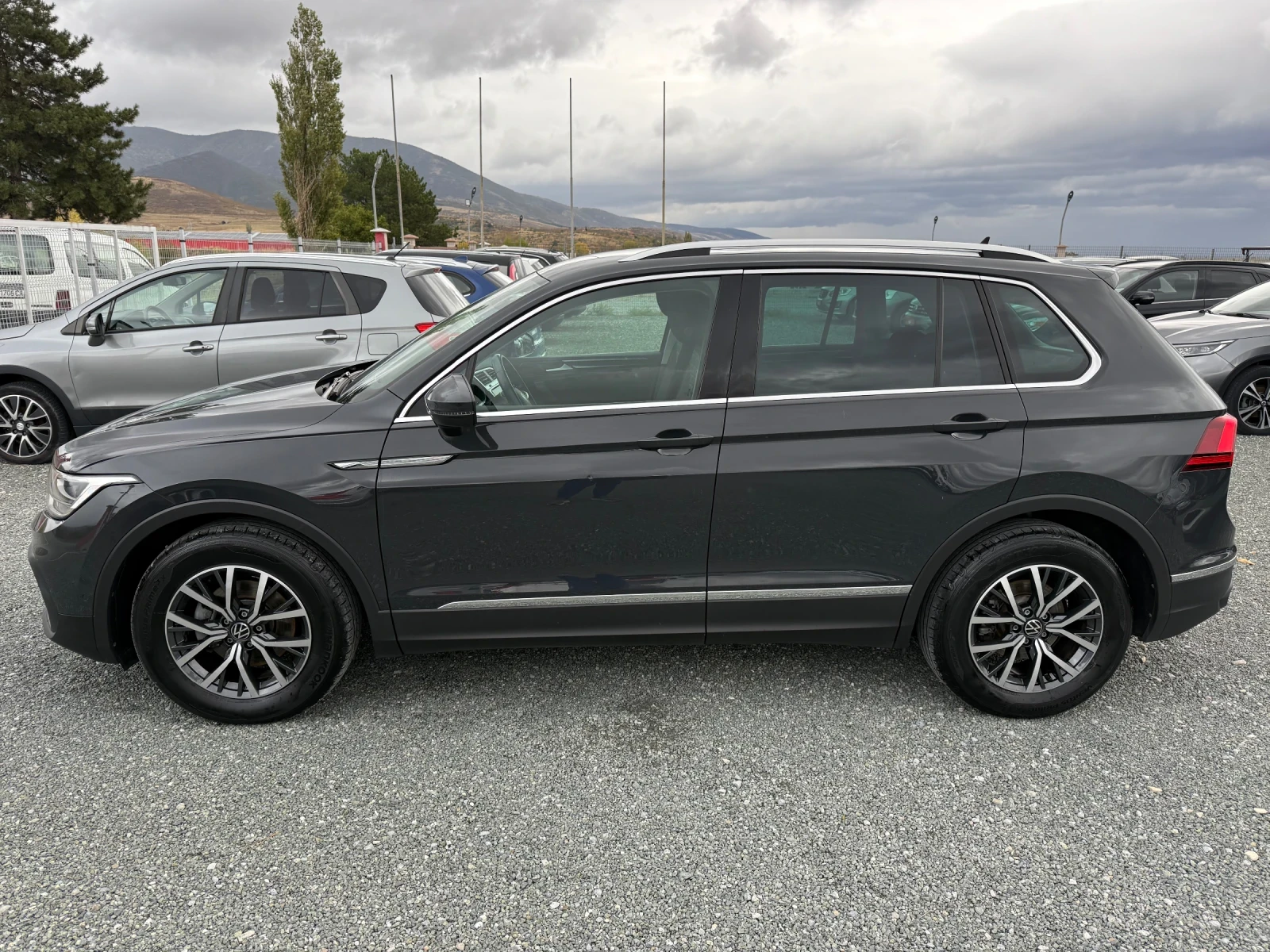 VW Tiguan (KATO НОВА) - изображение 10