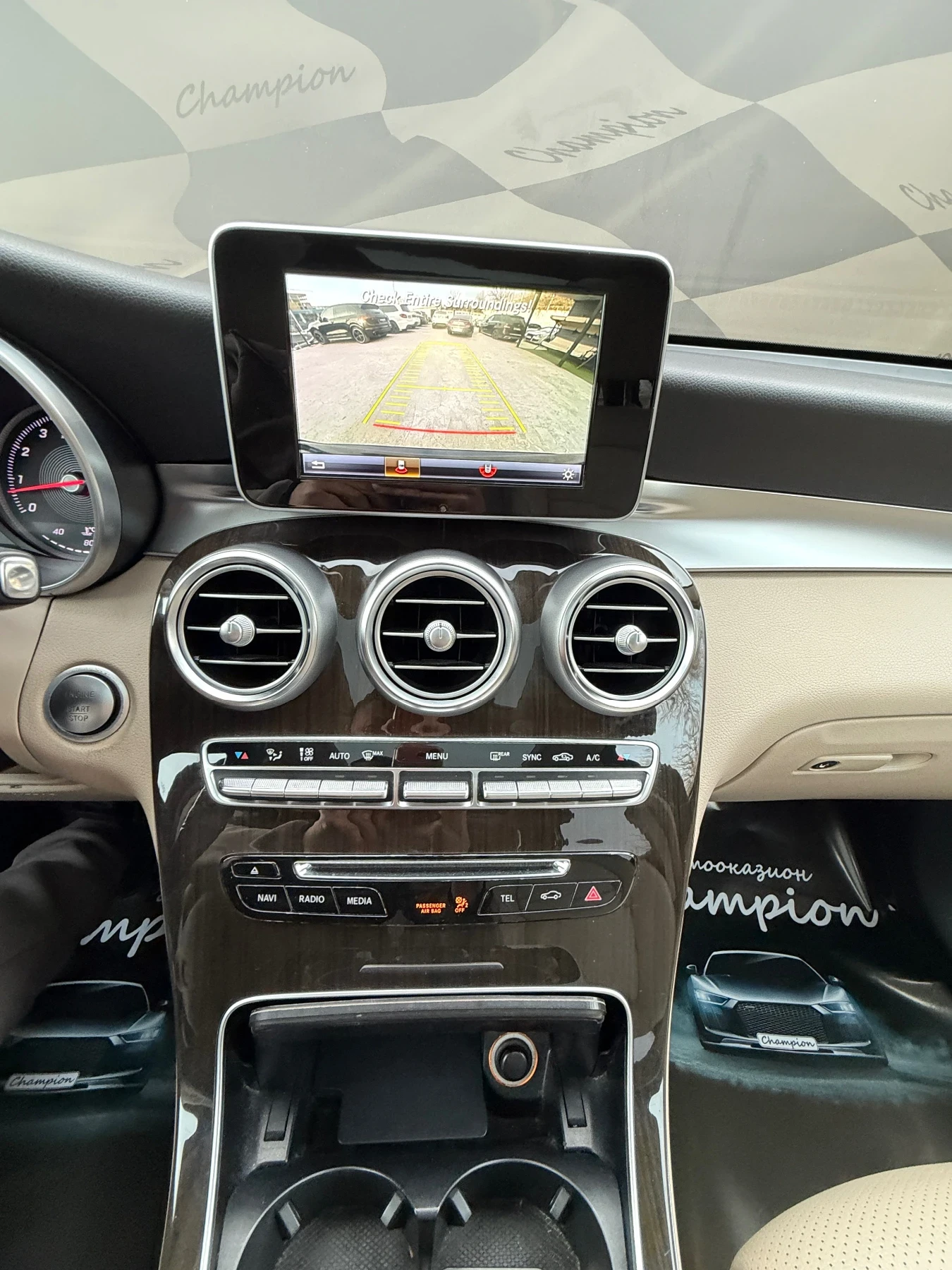 Mercedes-Benz GLC 300 4matic, снимка 11 - Автомобили и джипове - 53703223