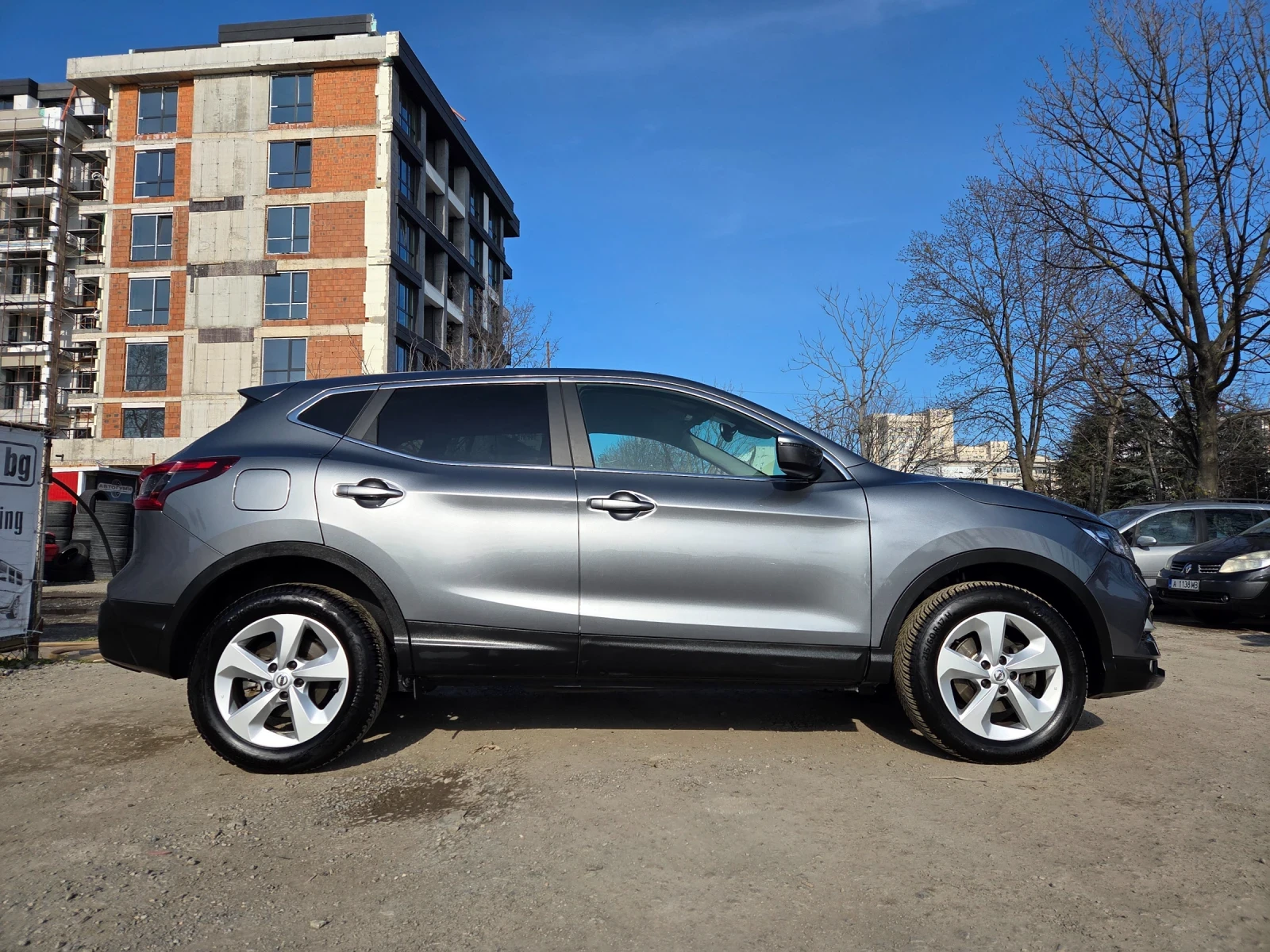 Nissan Qashqai 1.2-������ | Mobile.bg � ����������� 8