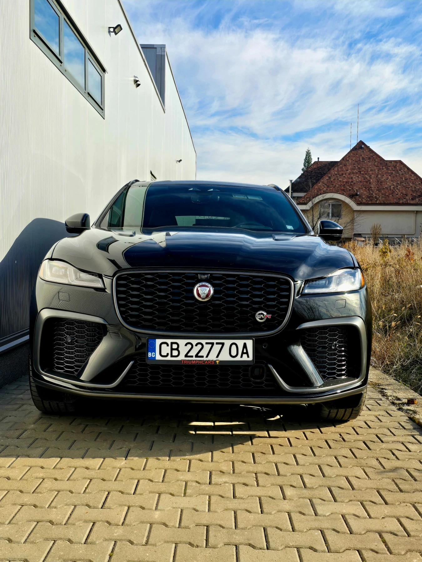 Jaguar F-PACE SVR P550 Facelift , снимка 3 - Автомобили и джипове - 54710291