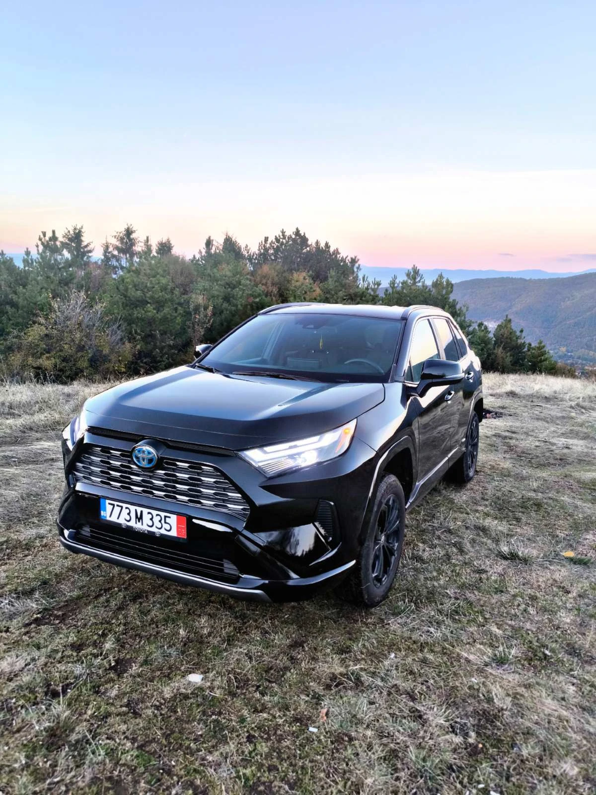 Toyota Rav4 HYBRID * SE * USA, снимка 6 - Автомобили и джипове - 54959124