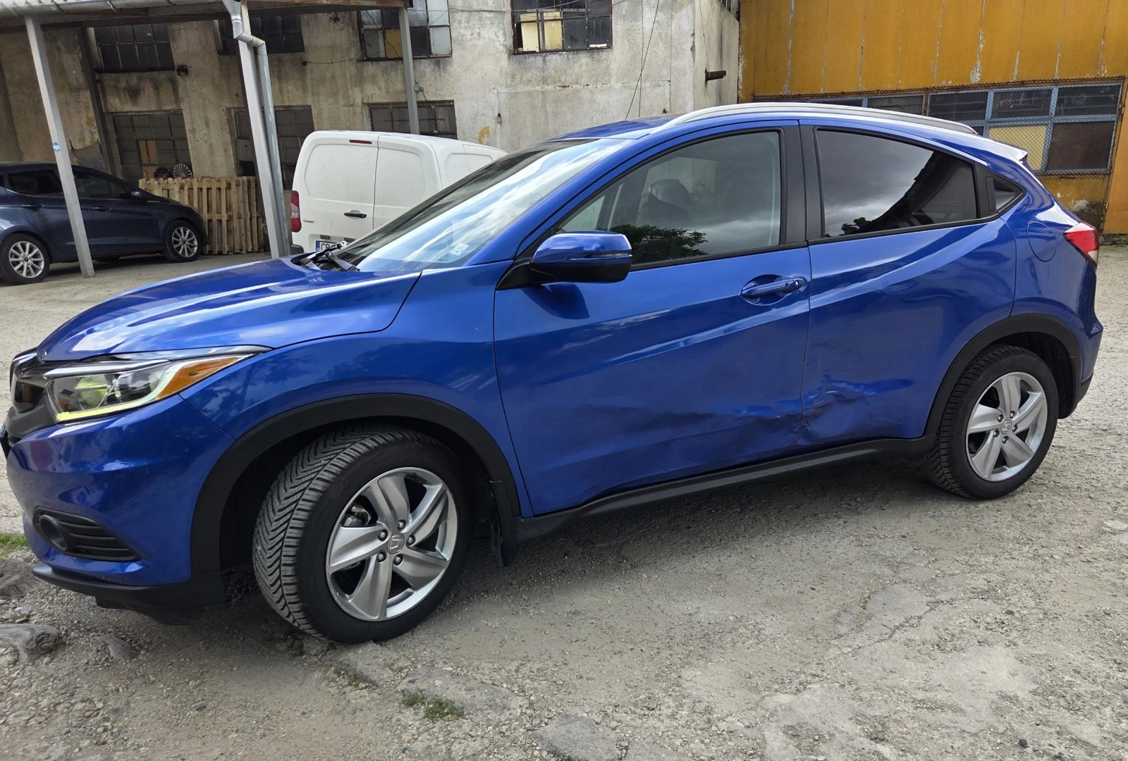 Honda Hr-v 1, 8 , 4х4 , снимка 12 - Автомобили и джипове - 55013089