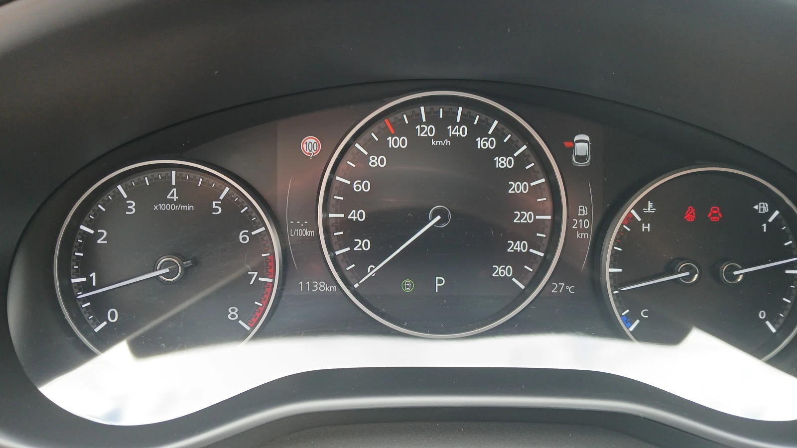 Mazda CX-30, снимка 11 - Автомобили и джипове - 55231993