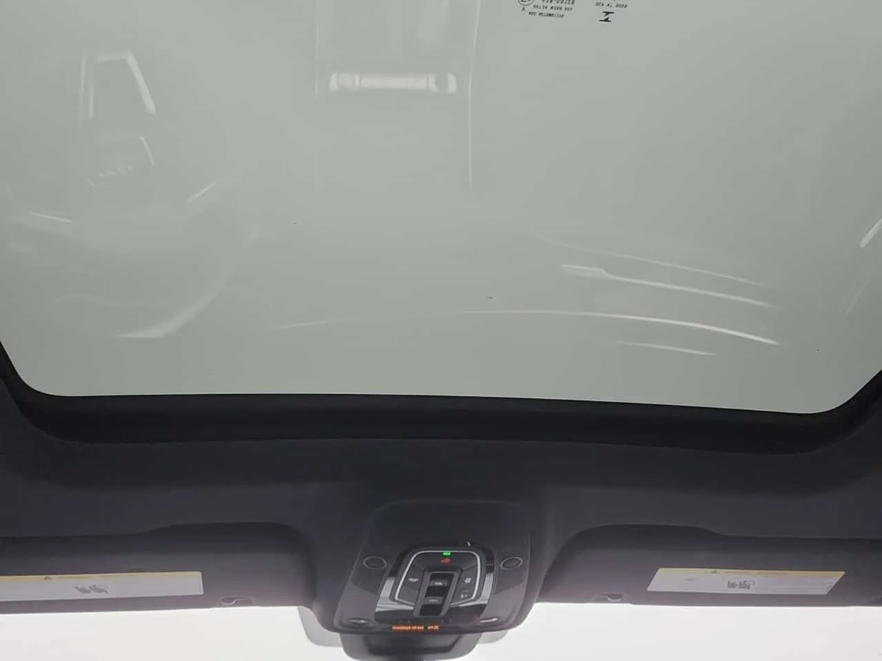 Audi Q8 * 55 TFSI * S-Line * Без инциденти * CARFAX * , снимка 11 - Автомобили и джипове - 56206410