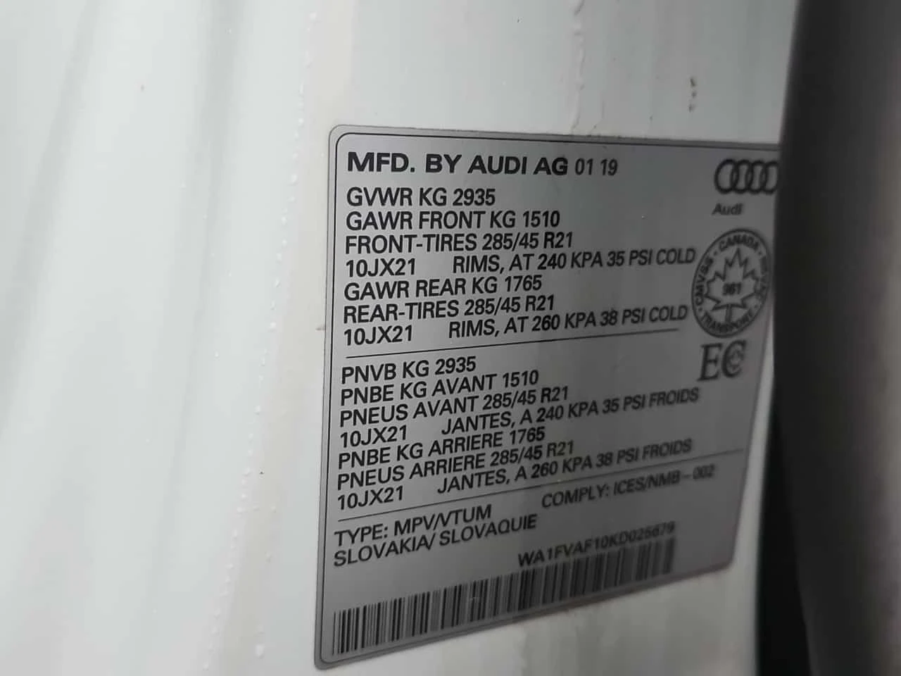 Audi Q8 * 55 TFSI * S-Line * Без инциденти * CARFAX * , снимка 16 - Автомобили и джипове - 56206410