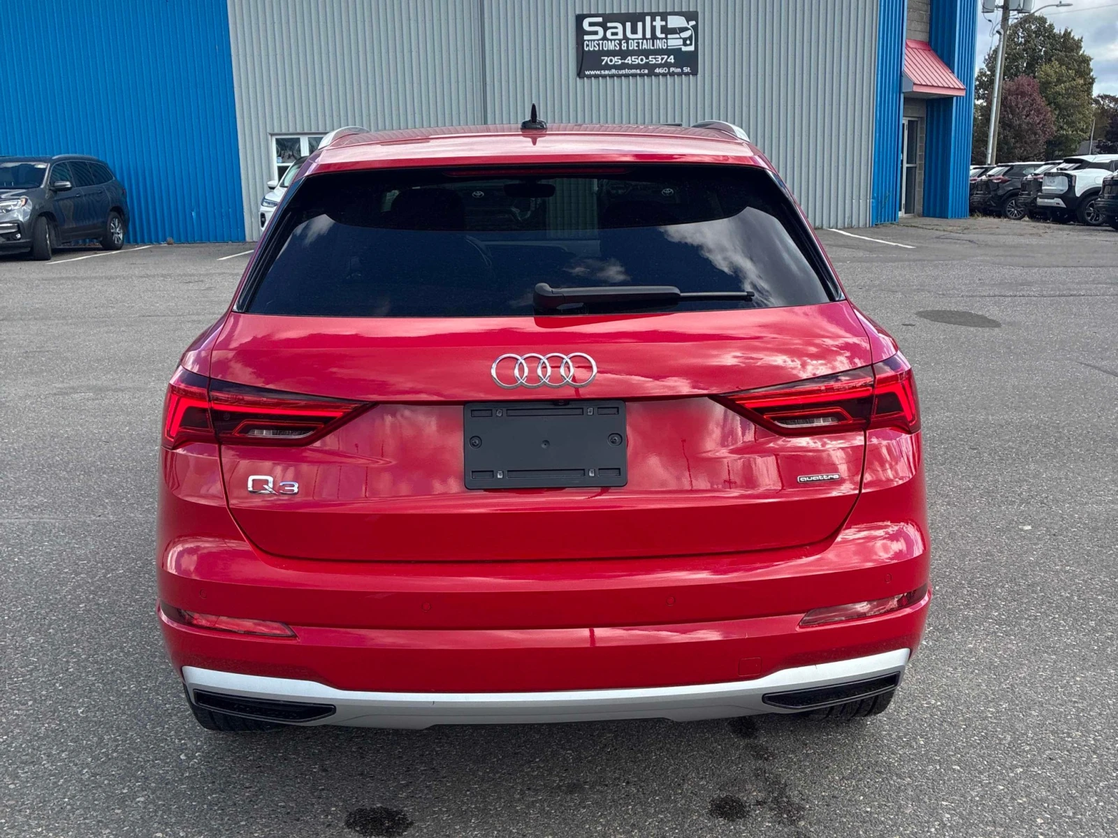 Audi Q3 Progressiv / Distronic / Carfax / Лизинг, снимка 4 - Автомобили и джипове - 56440007