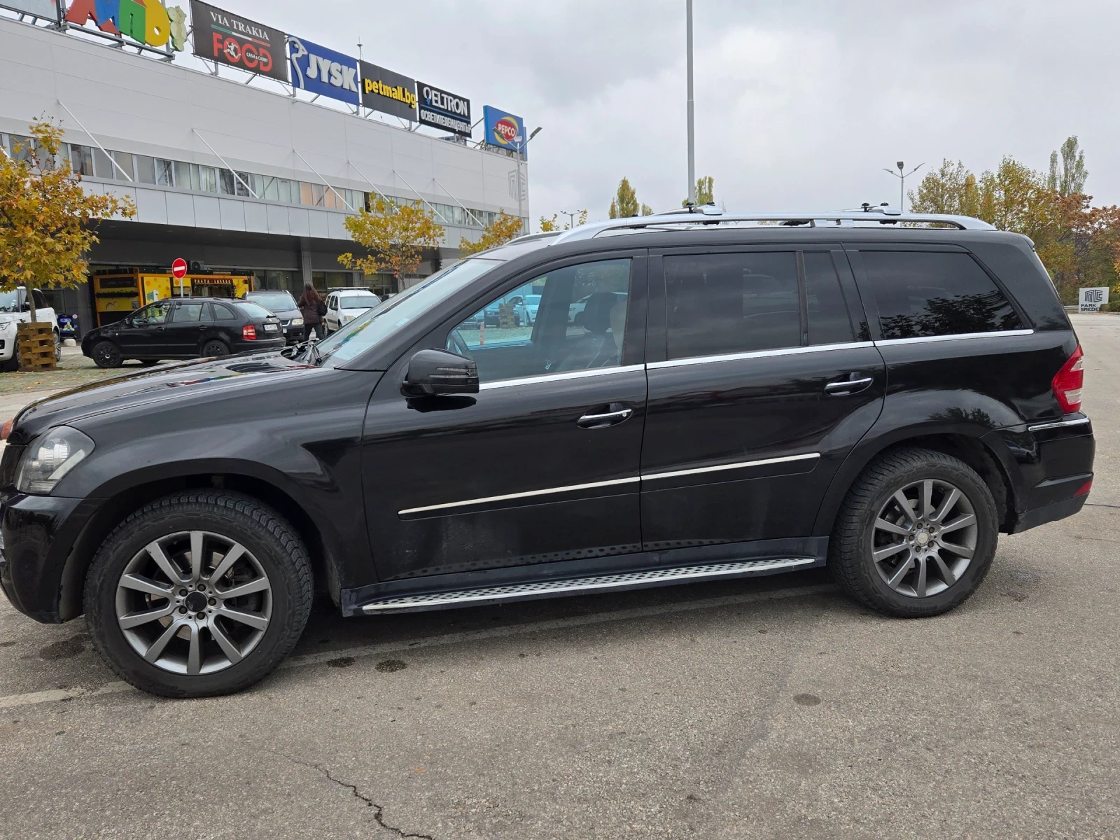 Mercedes-Benz GL 350, снимка 3 - Автомобили и джипове - 56677856