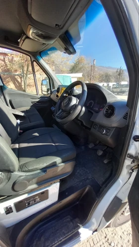 Mercedes-Benz Sprinter W907 OM651 , снимка 12