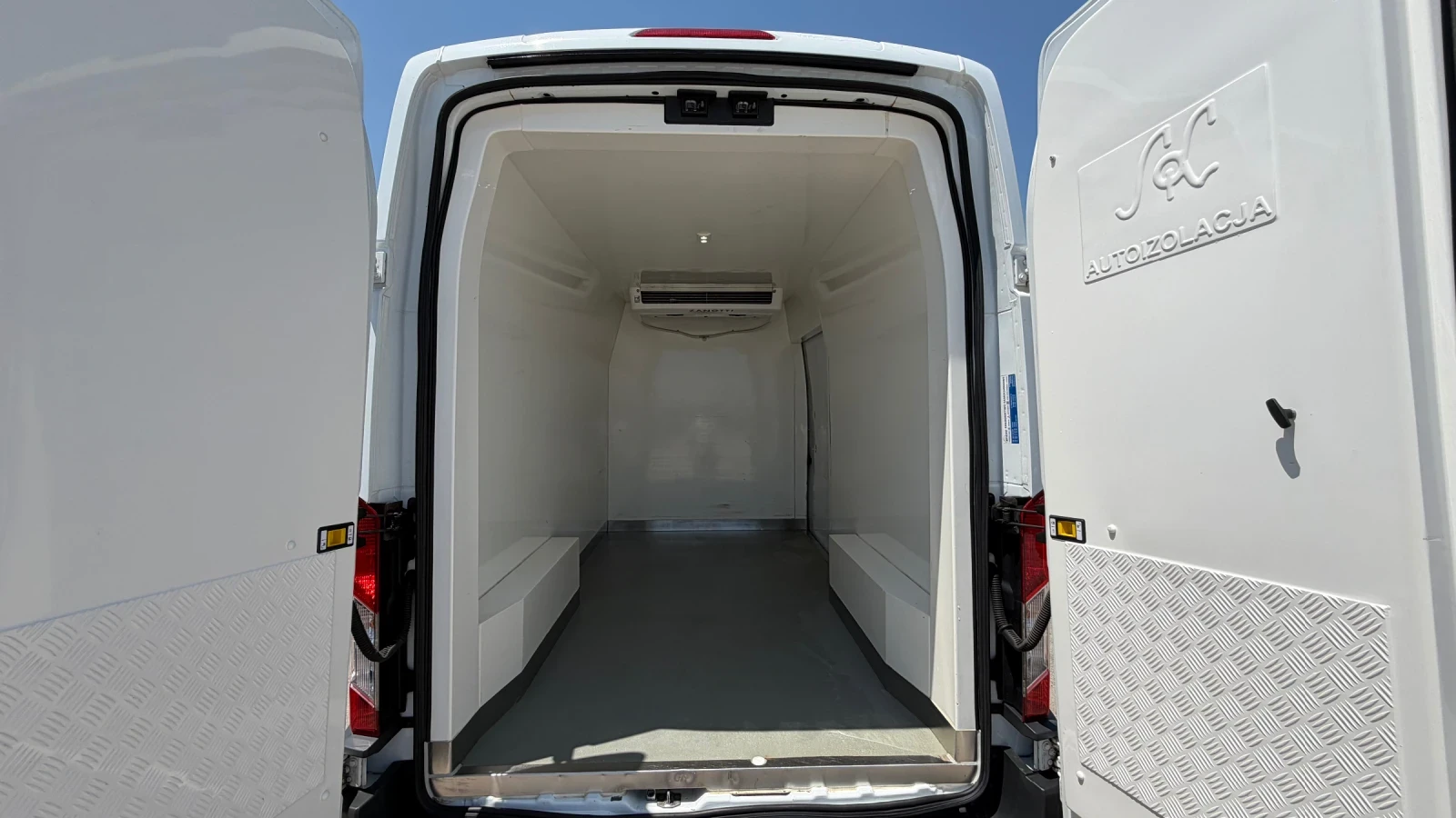 Ford Transit 350M ХЛАДИЛЕН -20, ЕВРО6, снимка 11 - Бусове и автобуси - 54773270