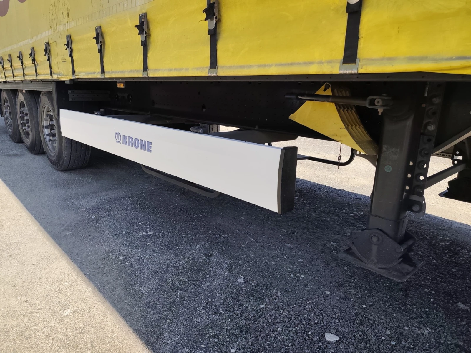 Полуремарке Krone Profi Liner SD, снимка 15 - Ремаркета - 56258213