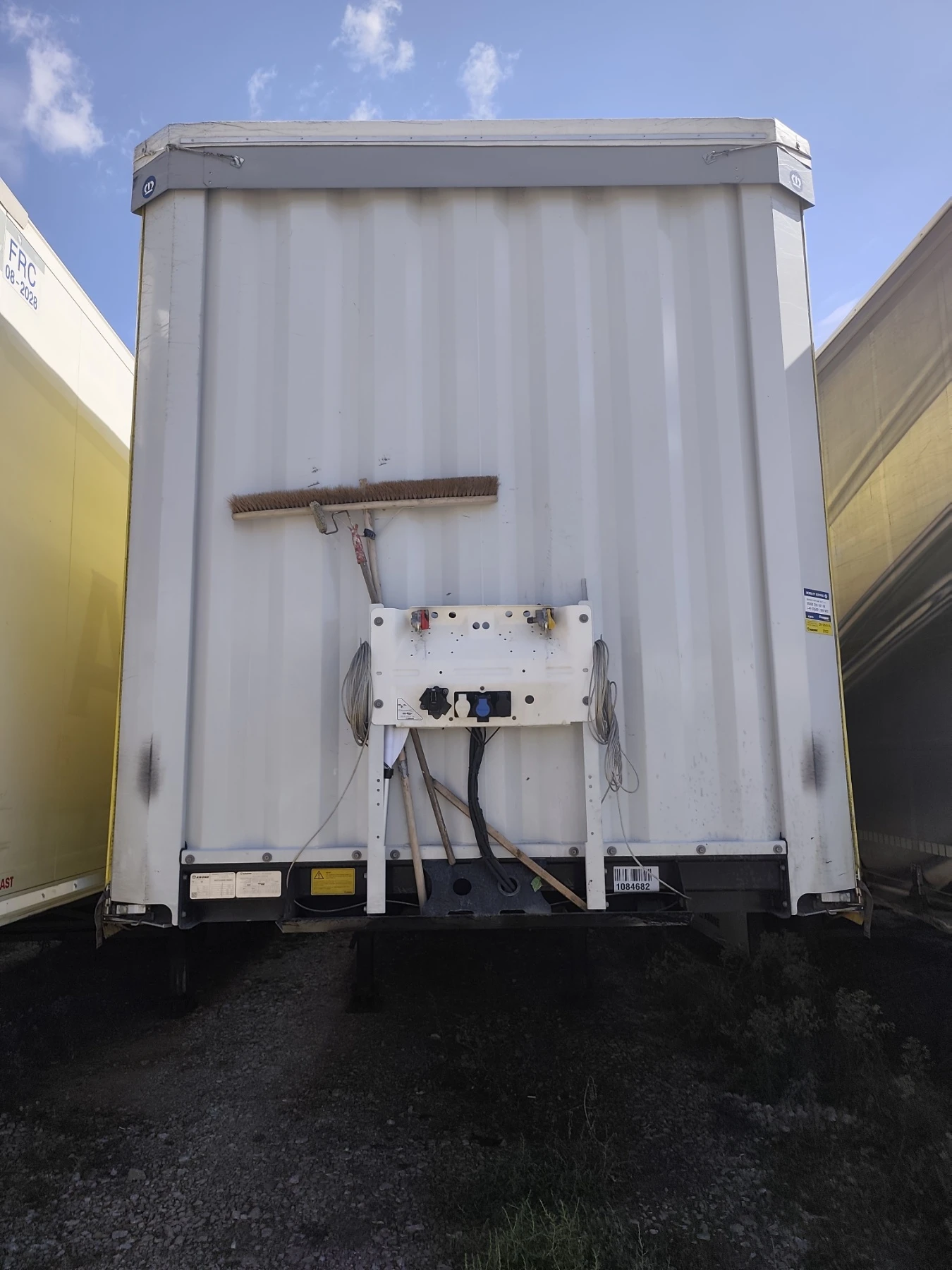Полуремарке Krone Profi Liner SD, снимка 4 - Ремаркета - 56258213