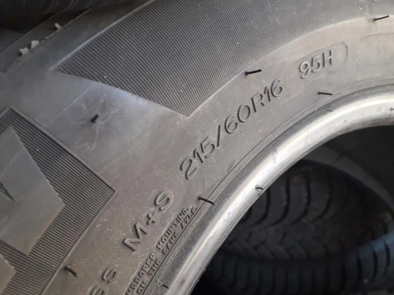 Гуми Летни 215/60R16, снимка 8 - Гуми и джанти - 24665860