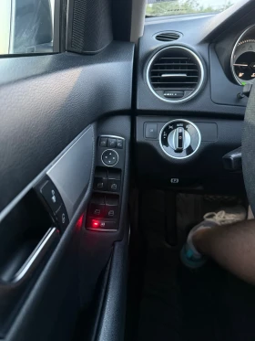 Mercedes-Benz C 220, снимка 17