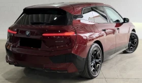 BMW iX 40 xDrive , снимка 4