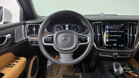 Volvo S60 * B5* ПАНО* KEYLESS* Camera* ПОДГРЕВ* 360* , снимка 13