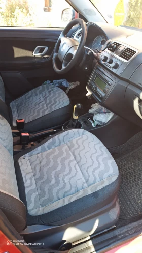 Skoda Fabia, снимка 11