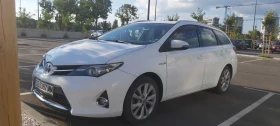 Toyota Auris, снимка 1