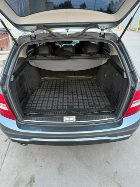 Mercedes-Benz C 220, снимка 9