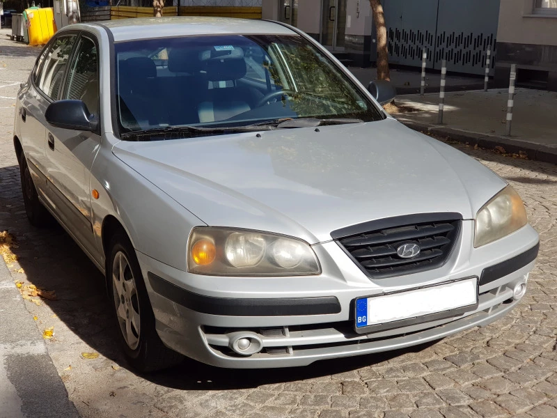 Hyundai Elantra 1.6 GL New Facelift, снимка 1 - Автомобили и джипове - 47501018