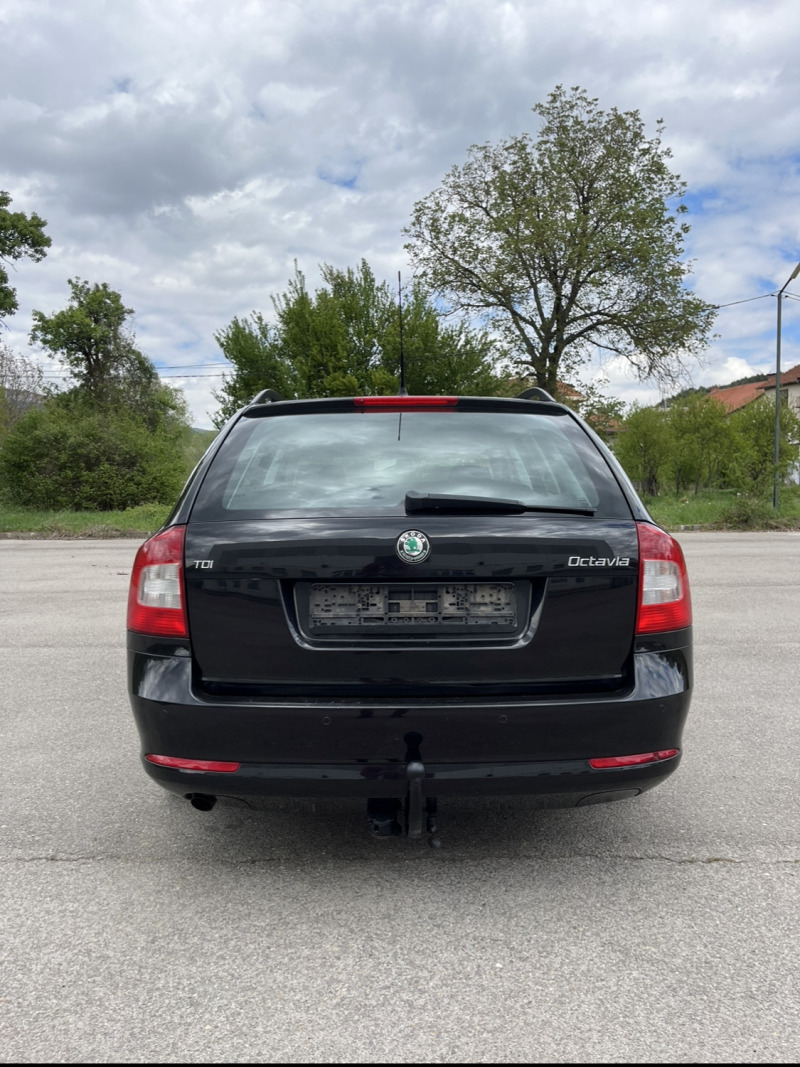 Skoda Octavia, снимка 5 - Автомобили и джипове - 47069514