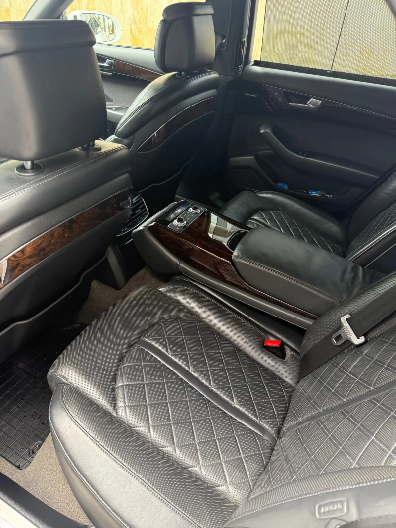 Audi A8 4.2TDI 4x4 сменени вериги топ , снимка 9 - Автомобили и джипове - 51927315