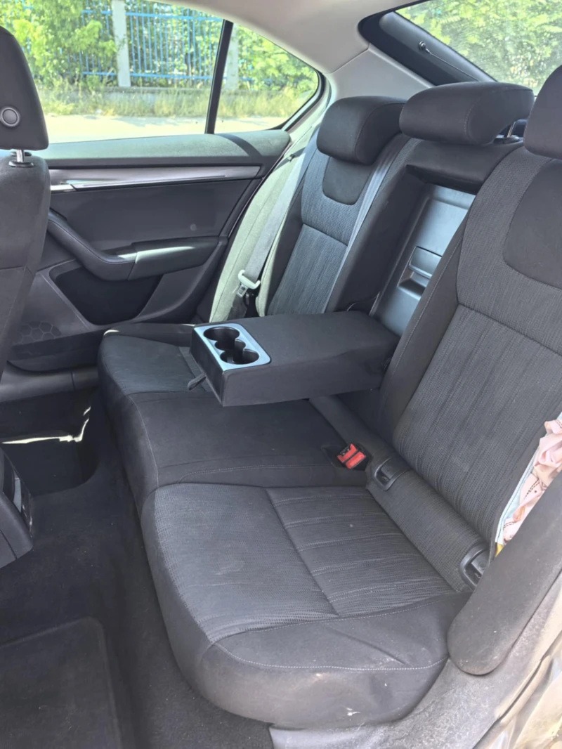 Skoda Octavia 2.0 tdi 4x4, снимка 16 - Автомобили и джипове - 51168490