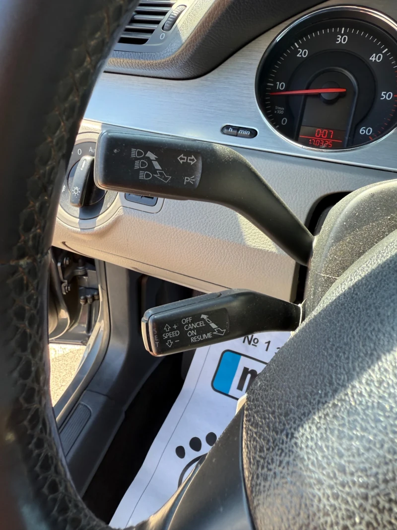 VW Passat 2.0TDI* DSG* НАВИГАЦИЯ* КОЖА * ЛИЗИНГ* , снимка 13 - Автомобили и джипове - 51316606