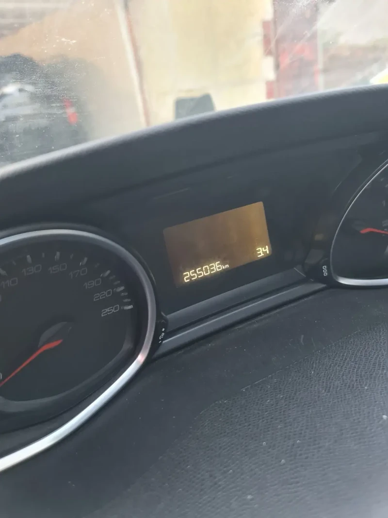 Peugeot 308 16HD, снимка 9 - Автомобили и джипове - 51434663