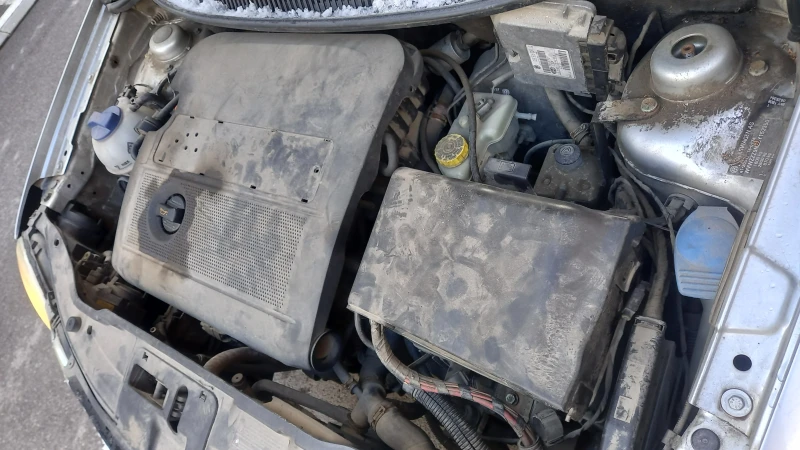 VW Polo 1.4, снимка 12 - Автомобили и джипове - 52639538