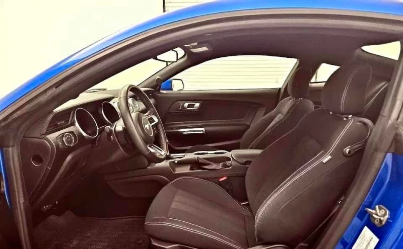 Ford Mustang * EcoBoost Fastback * CARFAX * AFTERMARKET INTAKE, снимка 5 - Автомобили и джипове - 53233896