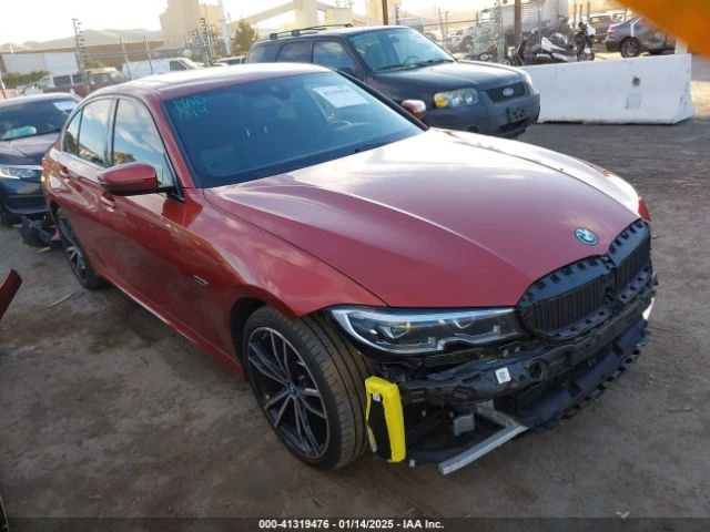 BMW 330 E, Минимална щета, Реални километри!, снимка 1 - Автомобили и джипове - 48799192