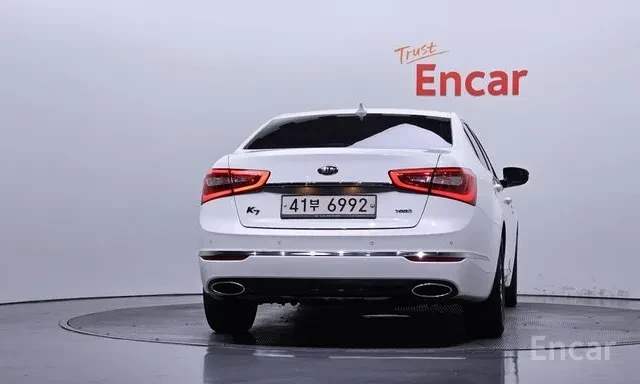 Kia K7 700H Hybrid Luxury * Обдухване * Камера * Keyless , снимка 4 - Автомобили и джипове - 55875855