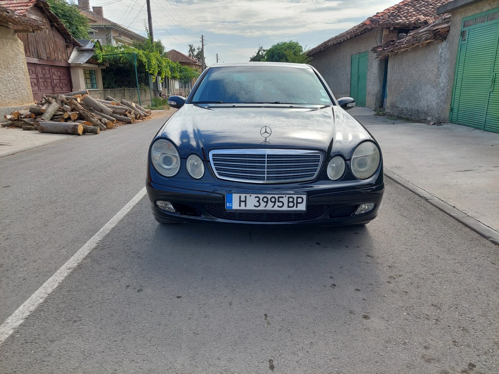 Mercedes-Benz E 200  - изображение 2