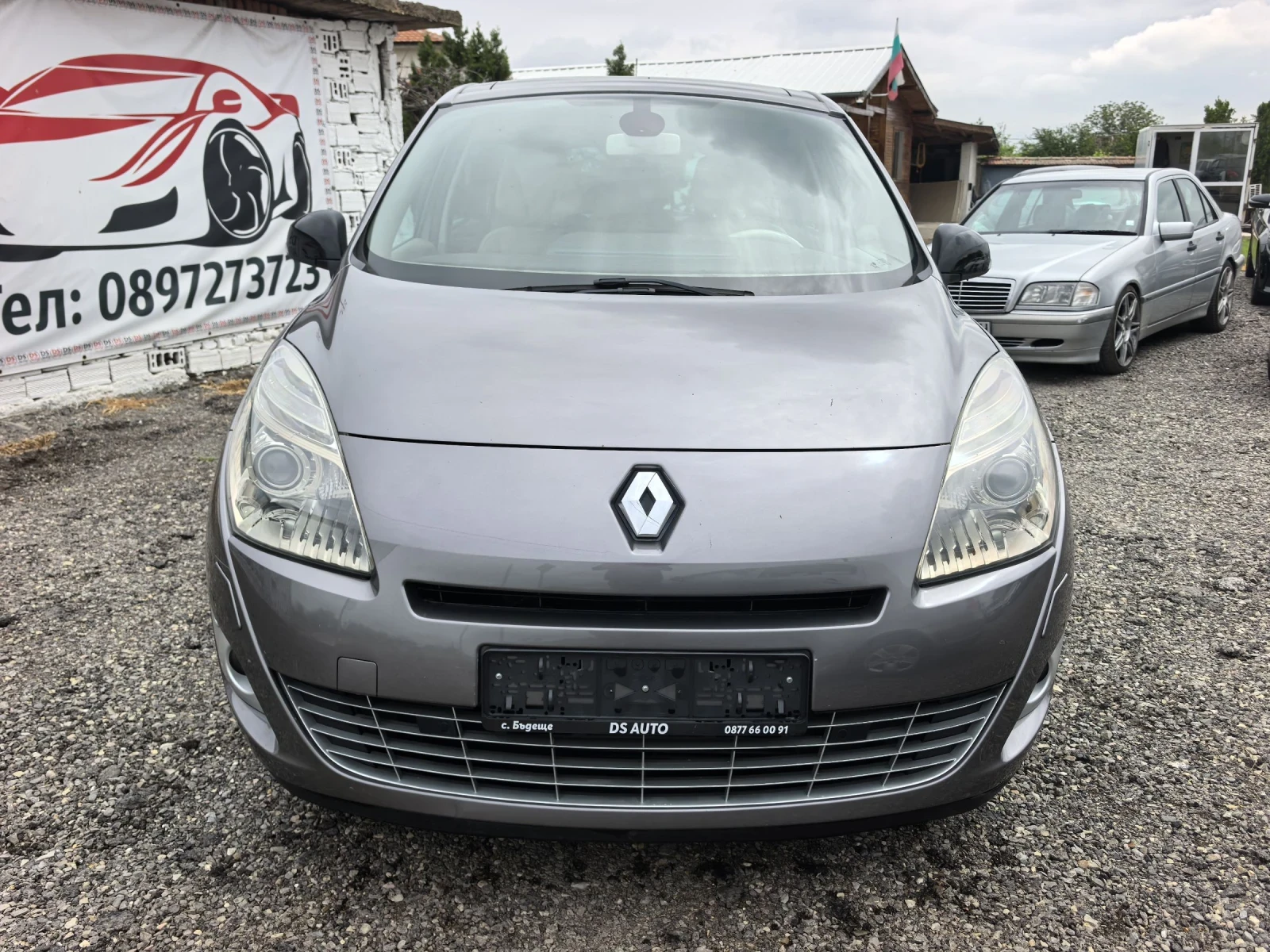 Renault Scenic 2.0DCI автомат/кожа/нави, снимка 8 - Автомобили и джипове - 49387827
